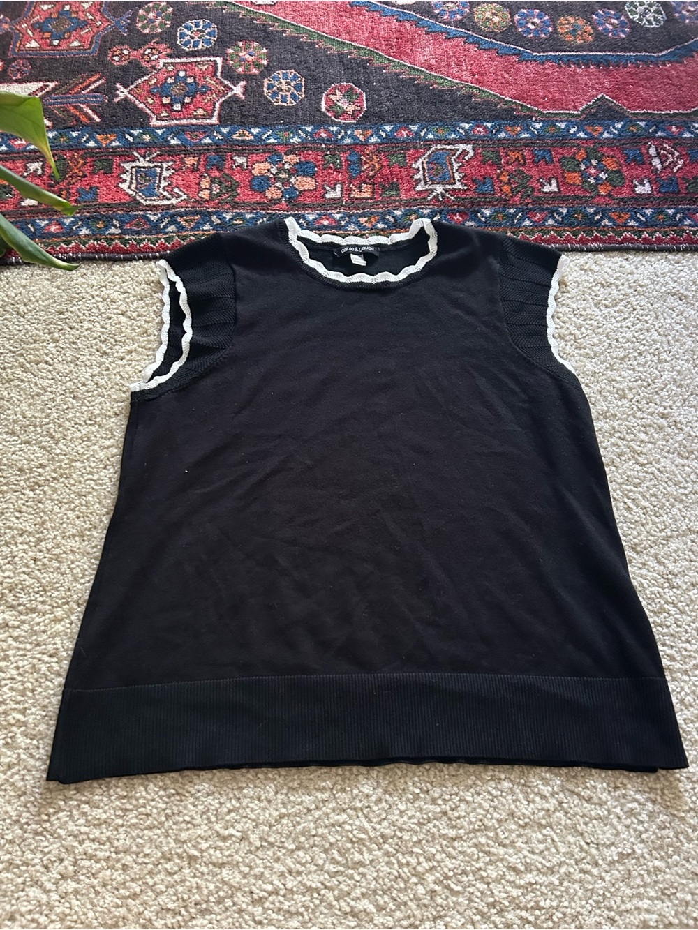 Cable & Gauge Black Knit Tank with White Scallop Lace Trim
